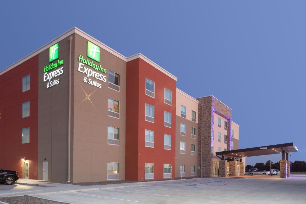 古德兰i-70智选假日套房酒店 Goodland 外观 照片